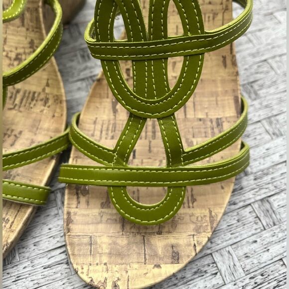 Unlisted Bet You Can lime colored ankle strap wedge sandals, comfortable, 9 med - Picture 3 of 8